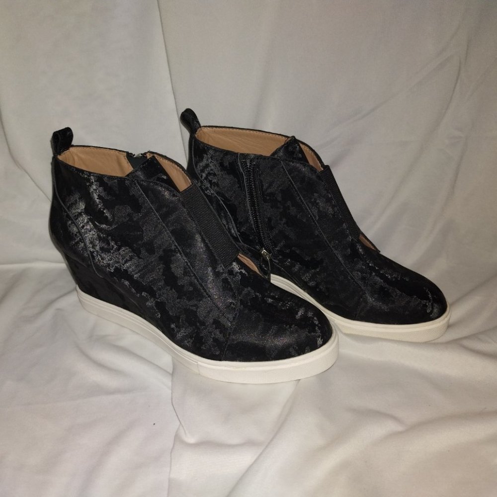L Paolo Nash wedge sneaker